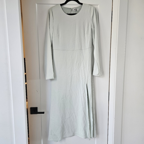 Babaton Light Green Long Sleeve Dress - Picture 4 of 8